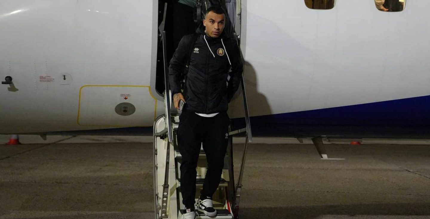 Сборная Беларуси добралась до Копенгагена и проведет предматчевую тренировку