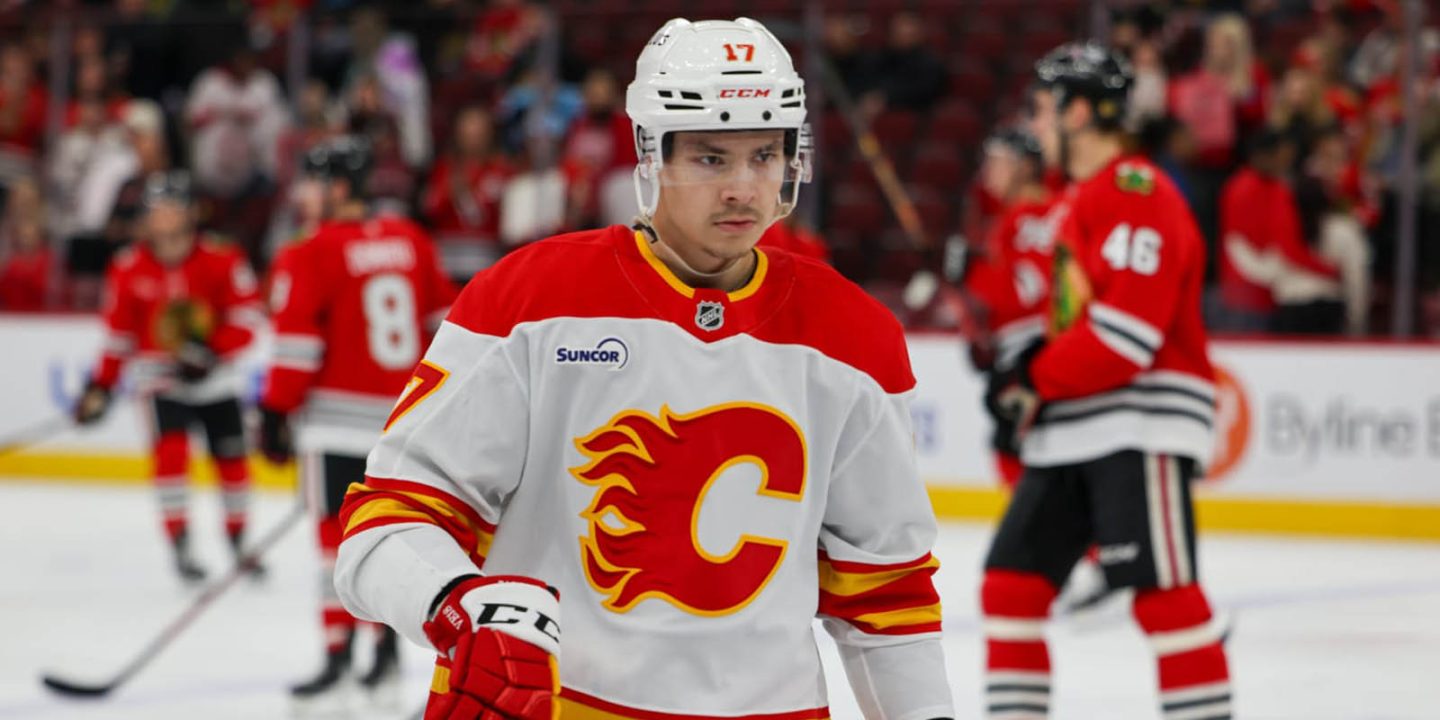 Шайба Егора Шаранговича помогла «Калгари» победить «Филадельфию»