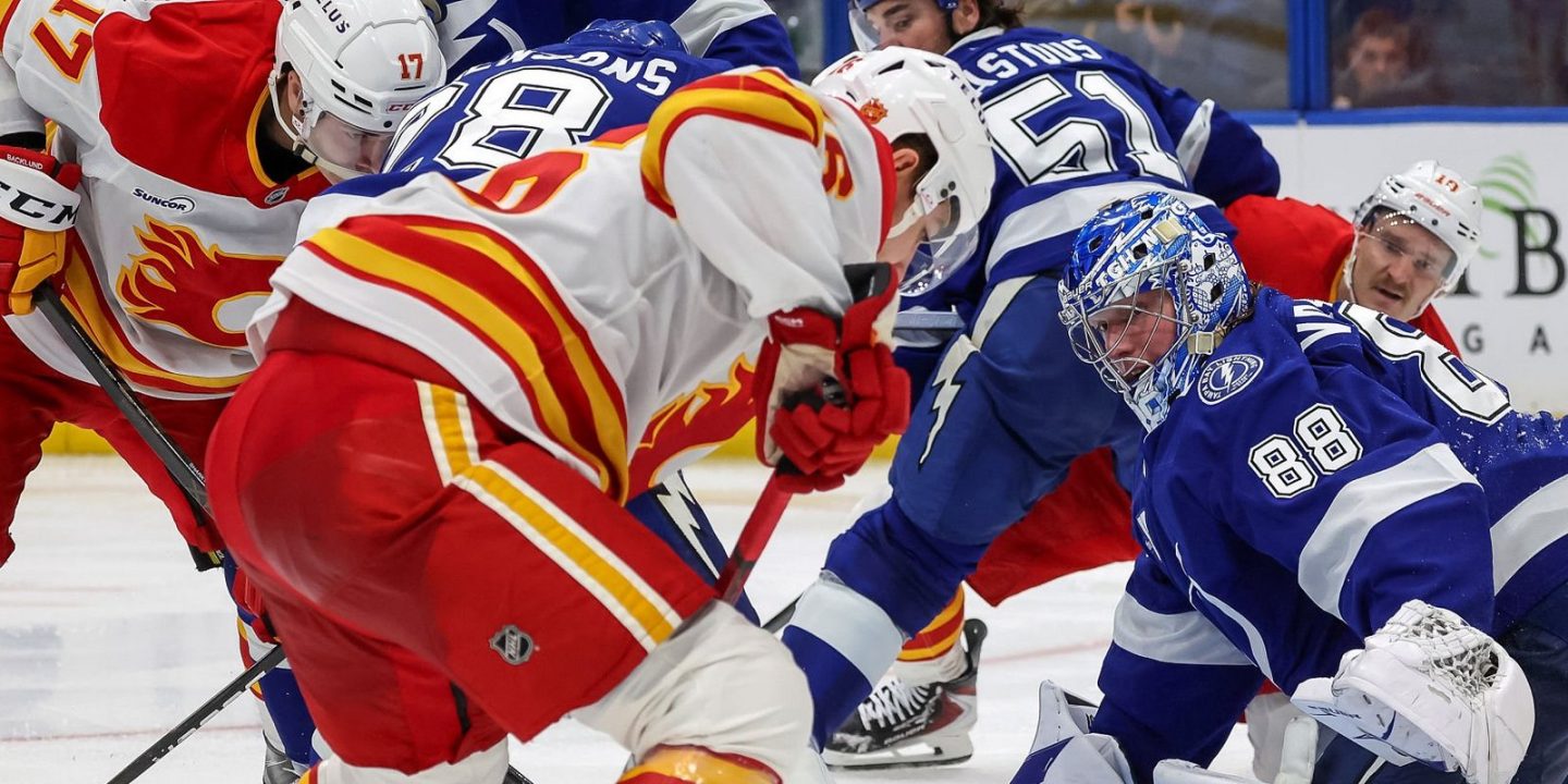 &laquo;Тампа&raquo; прервала победную серию &laquo;Калгари&raquo; Егора Шаранговича в НХЛ