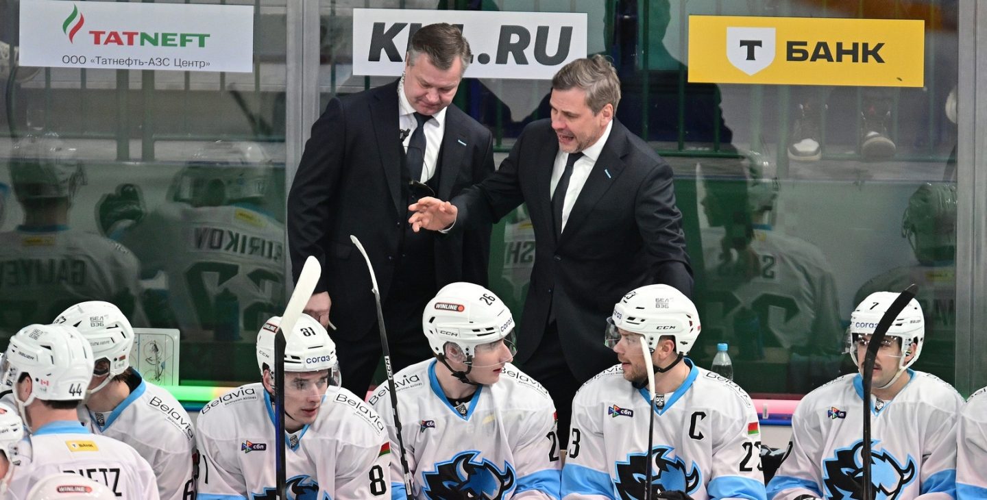 «И он принес на тренировку топор и дрова». Квартальнов вспомнил необычного тренера