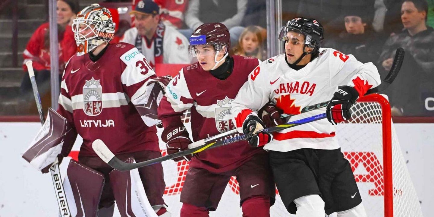 Канадцы лишь в овертайме сломили сопротивление латвийцев на молодежном чемпионате мира