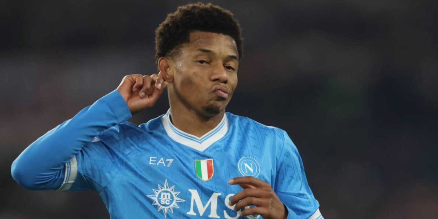 «Наполи» третий раз выиграл Суперкубок Италии по футболу