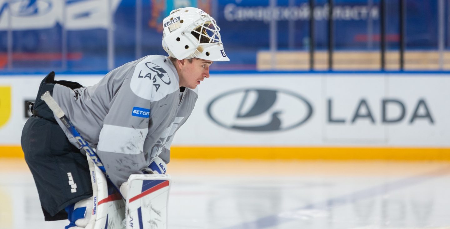 «Лада» еще до середины второго периода сменила вратаря в матче с «Динамо»