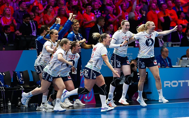 Норвежки стали чемпионками мира. Они владеют всеми главными титулами в женском гандболе