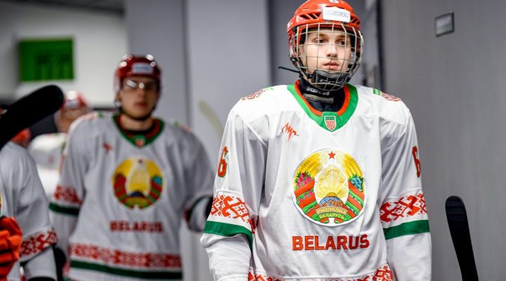 Роман Горбунов забросил первую шайбу сборную Беларуси на Кубке первого канала