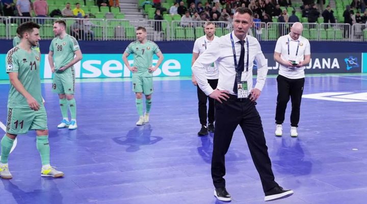 Дмитрий Квартальнов назвал причину поражения «Динамо» Минск от «Сибири»