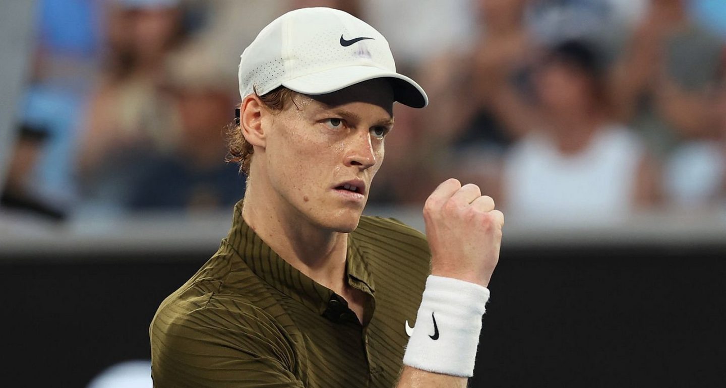 Янник Синнер сыграет с Новаком Джоковичем в полуфинале Australian Open