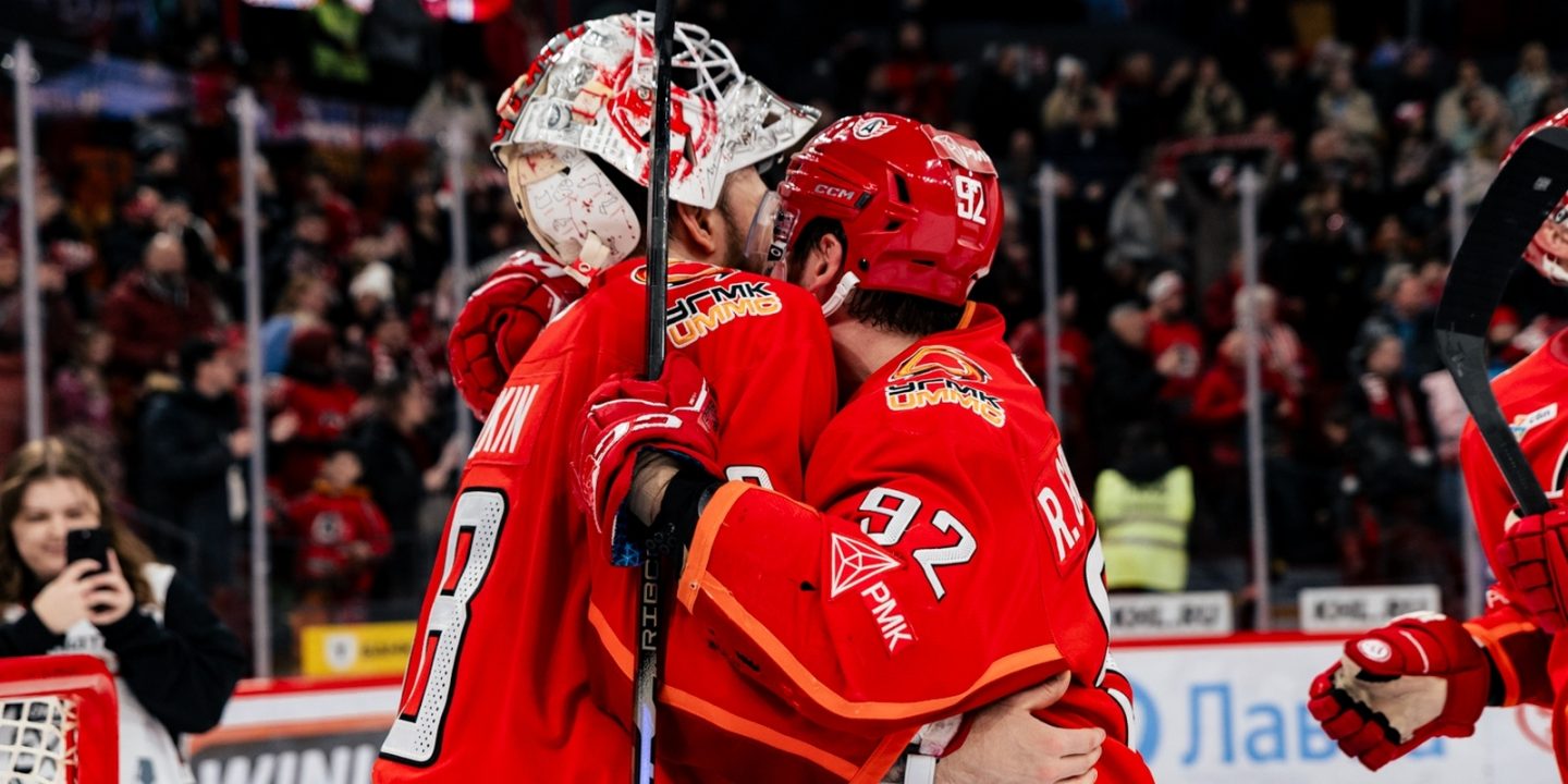 Гол Романа Горбунова не спас &laquo;Автомобилист&raquo; от поражения в матче КХЛ с &laquo;Авангардом&raquo;