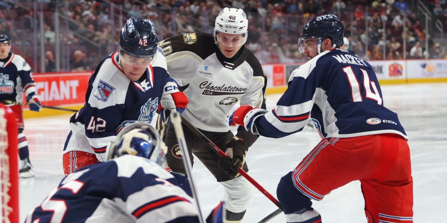 Илья Протас и еще трое белорусов набрали очки в матчах АХЛ