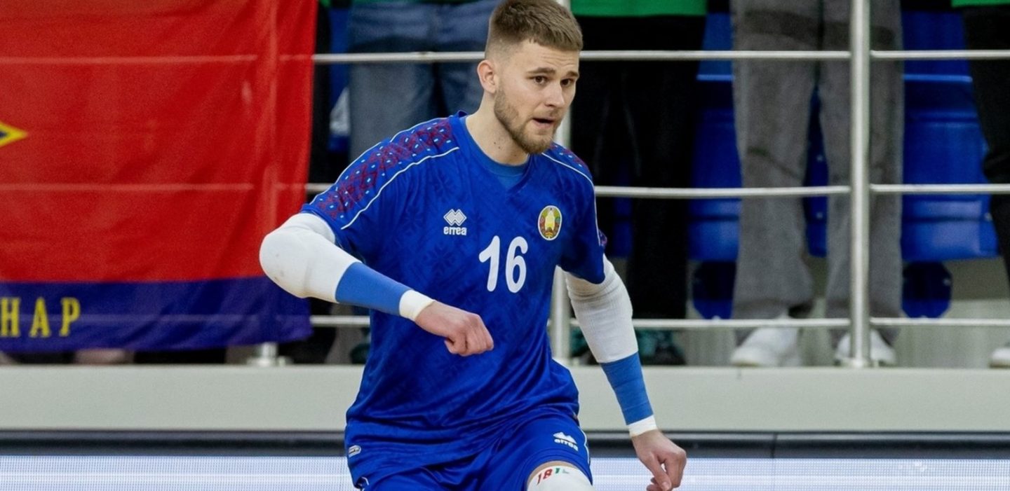 Голкипер сборной Беларуси пропустит чемпионат Европы из-за отказа в визе