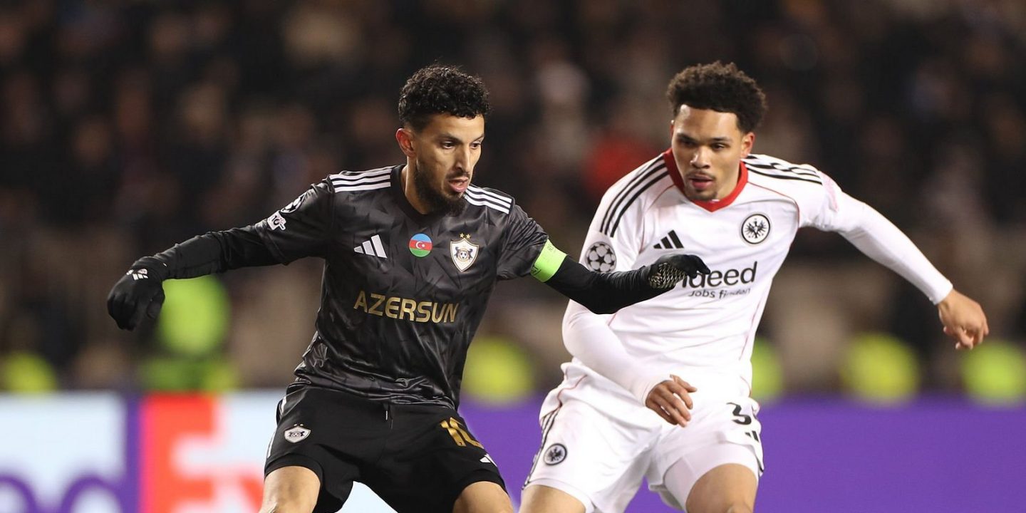 &laquo;Карабах&raquo; на 94-й минуте дожал &laquo;Айнтрахт&raquo; в Лиге чемпионов