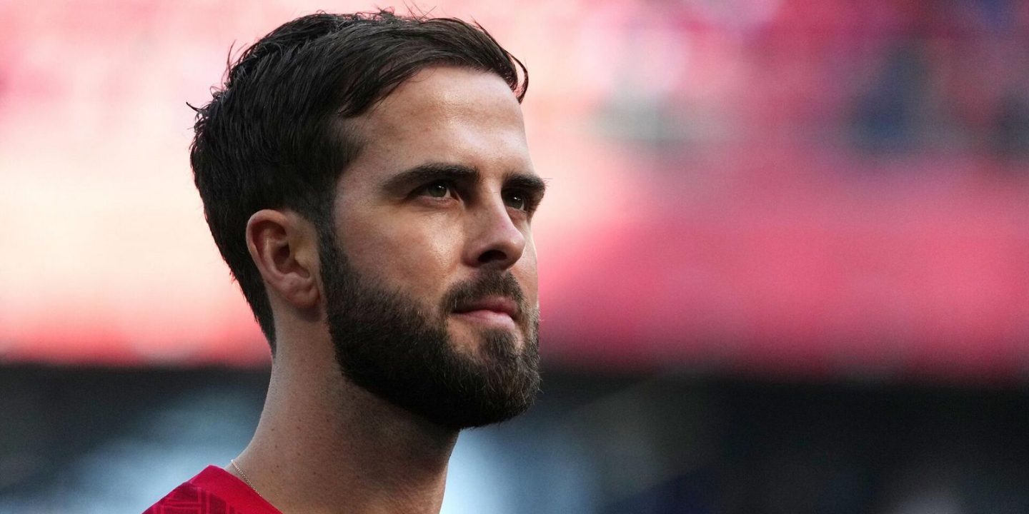 Миралем Пьянич может возобновить карьеру ради &laquo;Актобе&raquo;