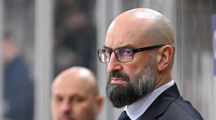 Дмитрий Квартальнов усадил на скамейку Зака Фукале после пяти пропущенных шайб