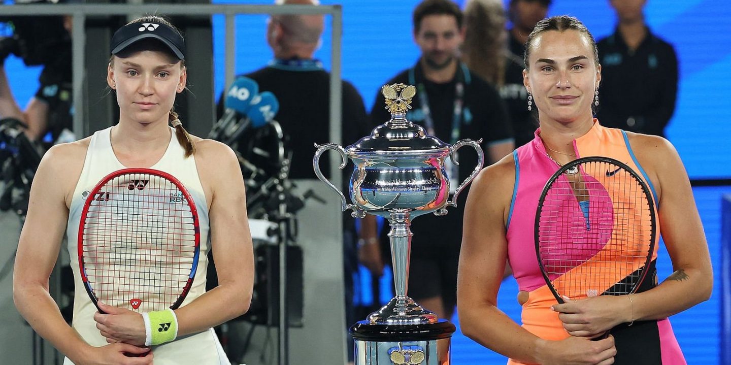 Арина Соболенко проиграла Елене Рыбакиной первый сет финала Australian Open-2026