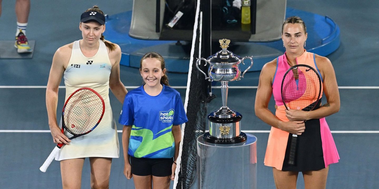Арина Соболенко сравняла счет по сетам в финале Australian Open с Еленой Рыбакиной