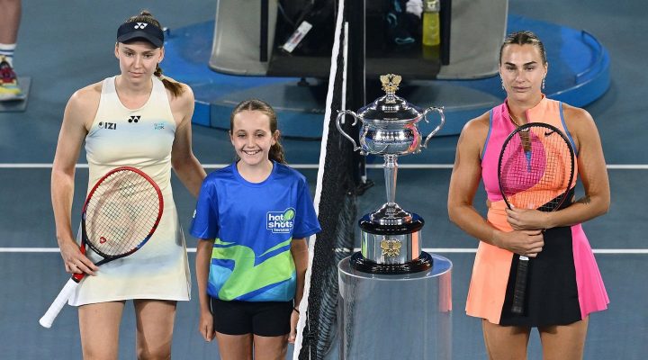 Тренер Арины Соболенко: она кричит не на нас, а просто чтобы выплеснуть эмоции