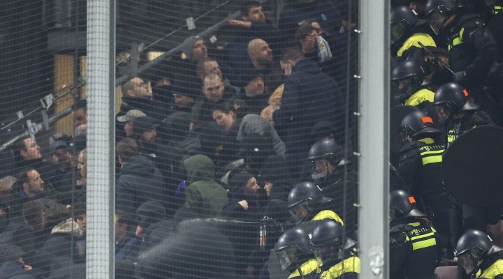 Максим Воробей стал вторым в масс-старте Кубка России по биатлону