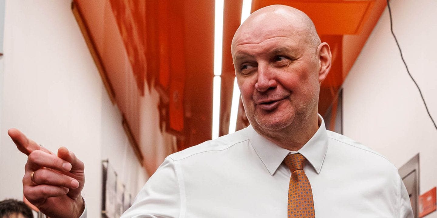 «Амур» Александра Андриевского выдал драматичный матч с «Трактором» в КХЛ