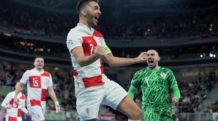 Анна Доморацкая: на дистанции 5 000 м Зуева расположится намного выше