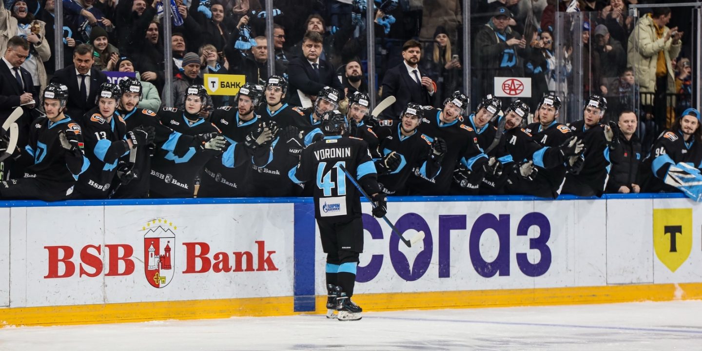 Алексей Шевченко отметил гол Кирилла Воронина в матче КХЛ &laquo;Динамо&raquo; &mdash; &laquo;Северсталь&raquo;