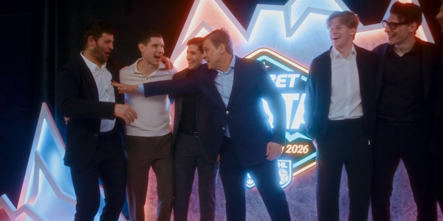 Квартальнов выгнал Радулова с командного фото минского &laquo;Динамо&raquo; на Матче звезд КХЛ