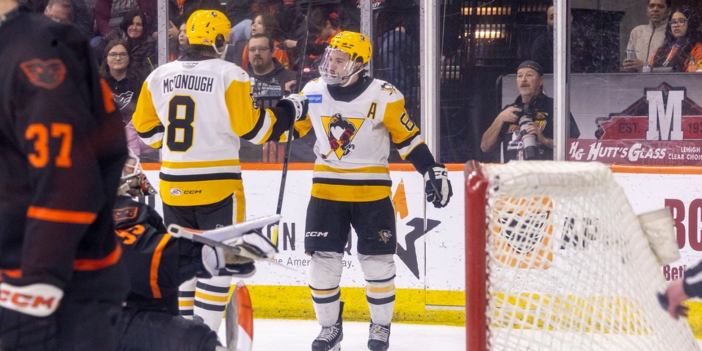 Алексей Колосов второй раз в сезоне пропустил 6 шайб за матч