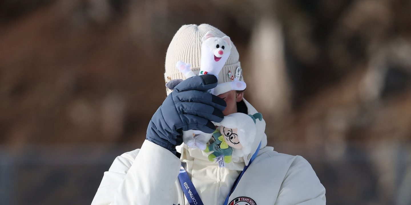 Бронзовый призер Олимпиады-2026 по биатлону Лагрейд признался в измене