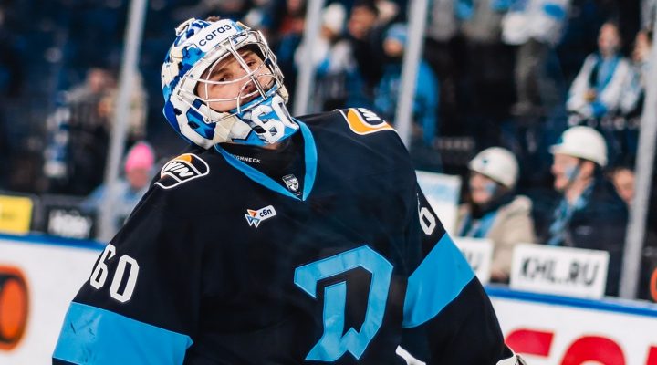 Хенкель &mdash; в первой паре защитников, Демченко &mdash; в воротах. Состав «Динамо» на игру со «Спартаком»